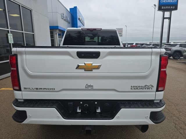 Used 2024 Chevrolet Silverado 2500 High Country w/ Technology Package AWD/4WD image 9