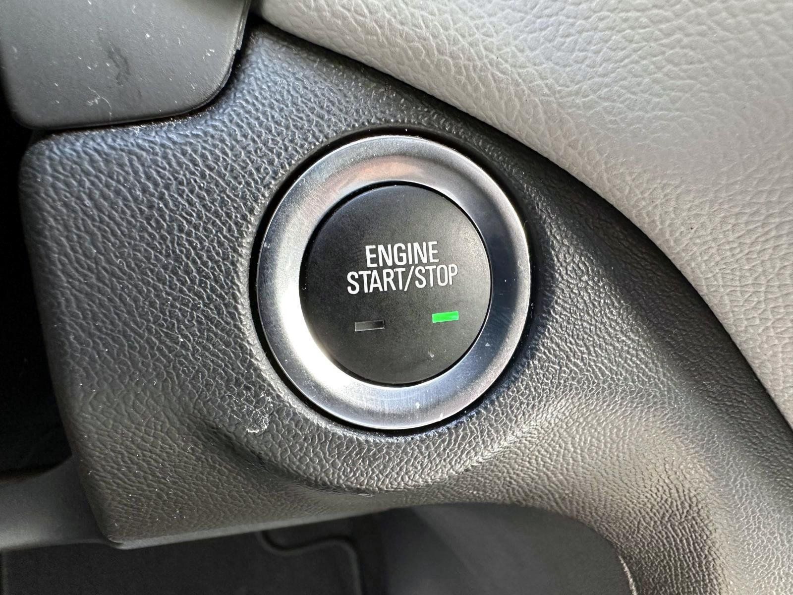 Used 2023 Chevrolet Equinox LS w/ LS Convenience Package AWD/4WD image 19