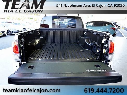 Used 2020 Toyota Tacoma TRD Sport image 13