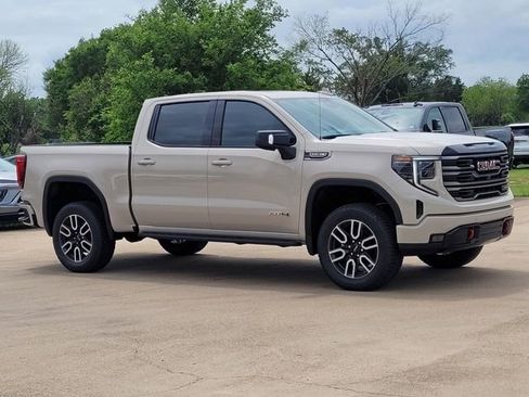 New 2026 GMC Sierra 1500 AT4 w/ AT4 Premium Package AWD/4WD image 2