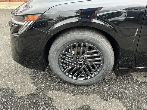 New 2026 Nissan Sentra SV image 7