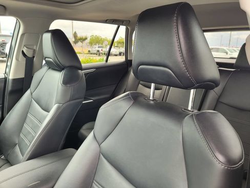 Used 2022 Toyota RAV4 XLE Premium AWD/4WD image 15