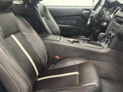 Used 2014 Ford Mustang GT Premium RWD image 10