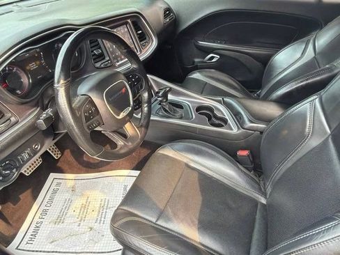Used 2018 Dodge Challenger R/T Plus RWD image 11