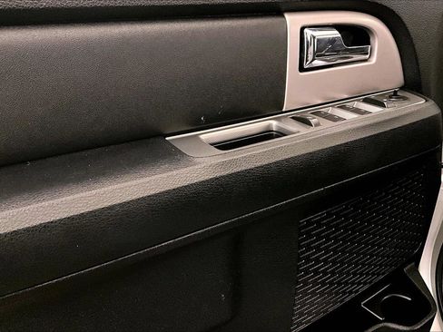 Used 2017 Ford Expedition XLT image 23