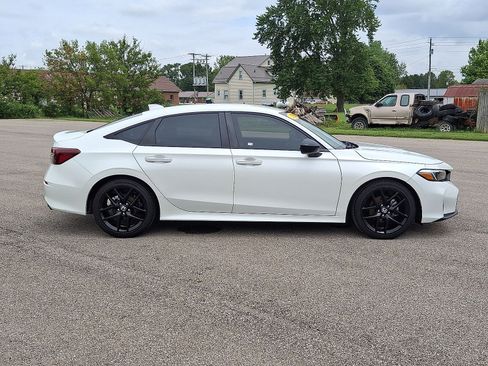 Used 2025 Honda Civic Sport image 25