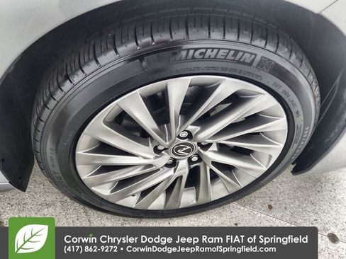 Used 2022 Lexus ES 350 Ultra Luxury image 35