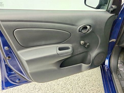Used 2013 Nissan Versa S image 10