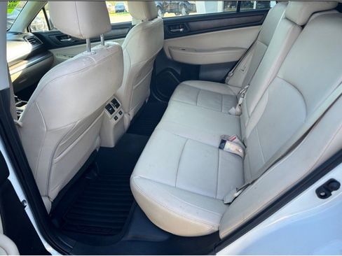 Used 2016 Subaru Outback 2.5i Limited AWD/4WD image 20