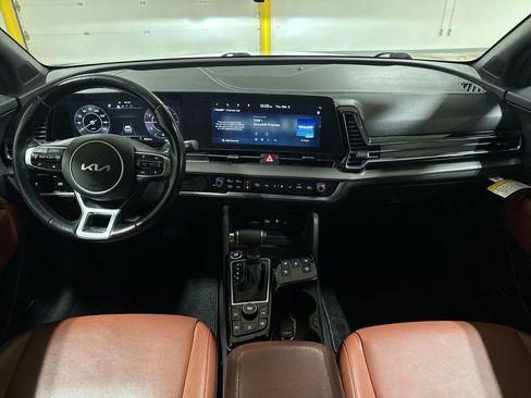 Used 2024 Kia Sportage SX image 10