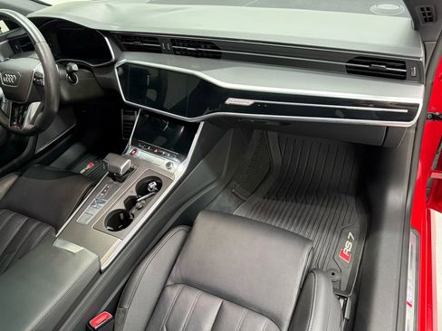 Used 2021 Audi RS 7 Prestige image 23