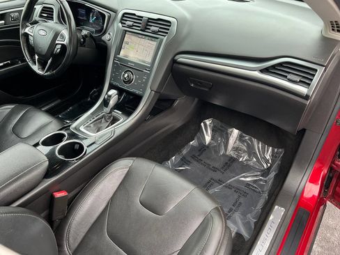 Used 2013 Ford Fusion Titanium w/ Titanium Driver Assist Pkg image 27