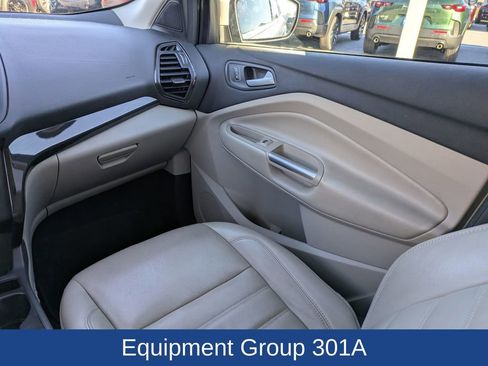 Certified 2017 Ford Escape Titanium w/ Equipment Group 301A image 18