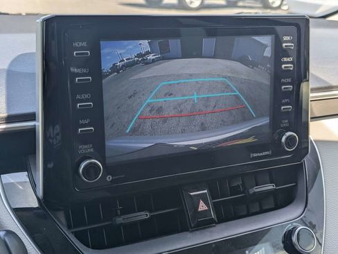 Used 2021 Toyota Corolla LE FWD image 20