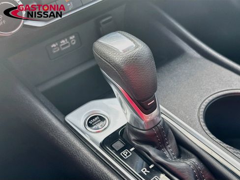 Used 2025 Nissan Altima 2.5 SV FWD image 21