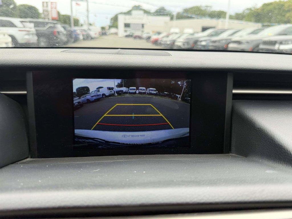 Used 2016 Lexus IS 300 AWD w/ F Sport Package image 31