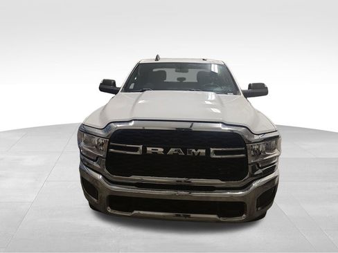 Used 2021 RAM 2500 Tradesman w/ Chrome Appearance Group AWD/4WD image 7