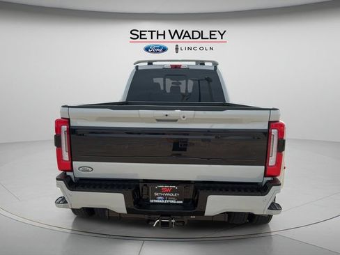 Used 2026 Ford F450 Platinum w/ FX4 Off-Road Package AWD/4WD image 6