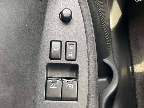 Used 2018 Nissan 370Z Touring RWD image 24