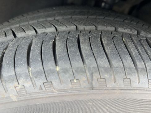 Used 2025 Honda Accord EX-L image 12