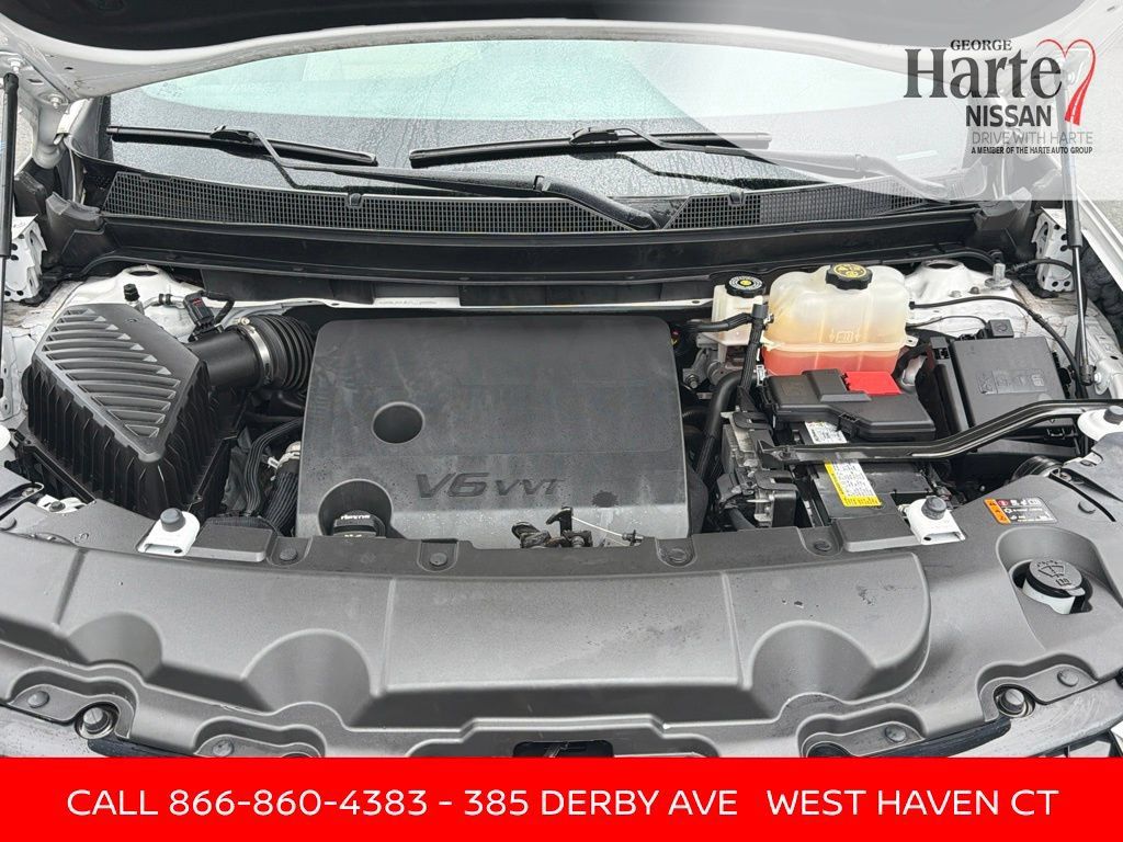Used 2023 Chevrolet Traverse Premier AWD/4WD image 35