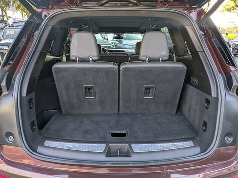 Certified 2023 Cadillac XT6 Premium Luxury FWD image 13