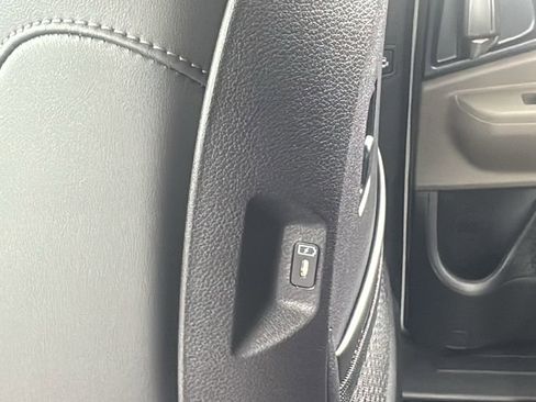 New 2026 Kia Carnival LXS image 36