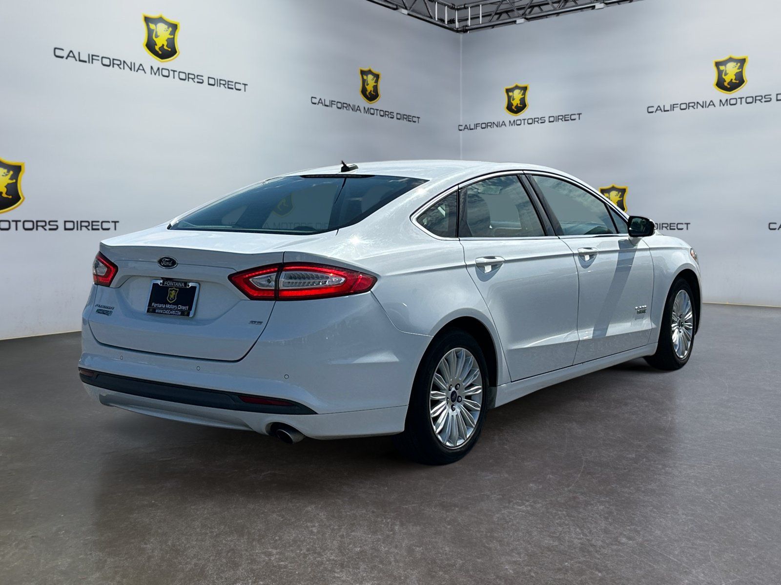 Used 2016 Ford Fusion Energi SE FWD image 5