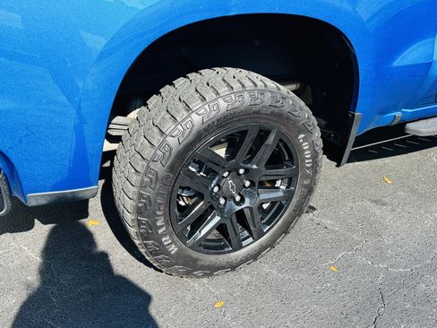 Used 2022 Chevrolet Silverado 1500 LT Trail Boss w/ LT Trail Boss Premium Package image 27