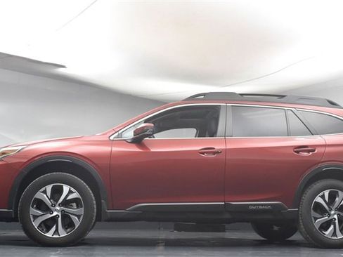 Used 2020 Subaru Outback Limited w/ Popular Package #2 image 35