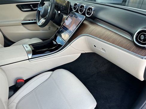 Certified 2025 Mercedes-Benz C 300 Sedan image 17
