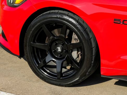 Used 2015 Ford Mustang GT RWD image 50