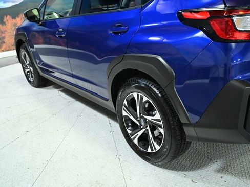 Certified 2025 Subaru Crosstrek 2.0i Premium image 8