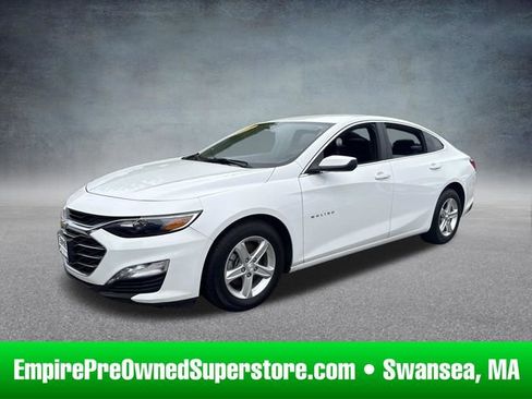 Used 2024 Chevrolet Malibu LT FWD image 1