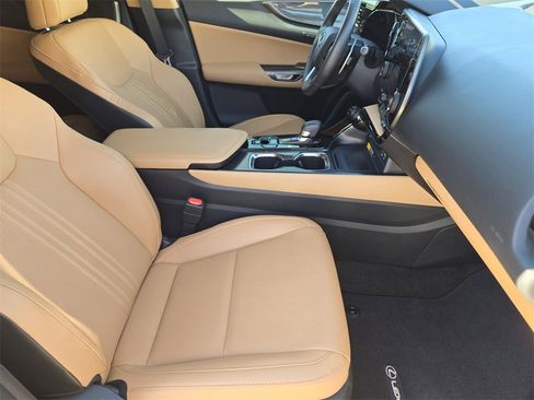 Certified 2024 Lexus NX 250 FWD image 14