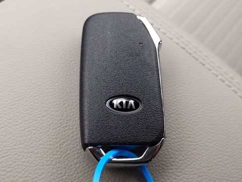 Certified 2022 Kia Sportage LX w/ LX FWD Value Edition Package image 27