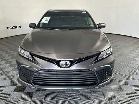 Used 2023 Toyota Camry LE image 8