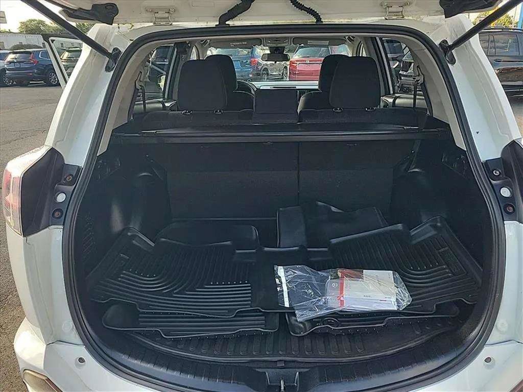 Used 2017 Toyota RAV4 LE w/ All Weather Liner Package AWD/4WD image 15