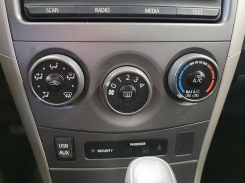 Used 2012 Toyota Corolla S FWD image 21