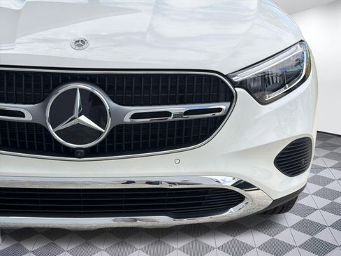 Used 2026 Mercedes-Benz GLC 300 image 18