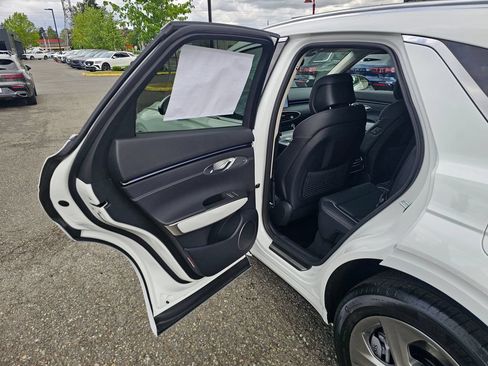 New 2026 Genesis GV70 2.5T Advanced AWD/4WD image 21