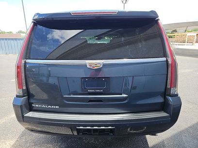 Used 2020 Cadillac Escalade ESV Luxury