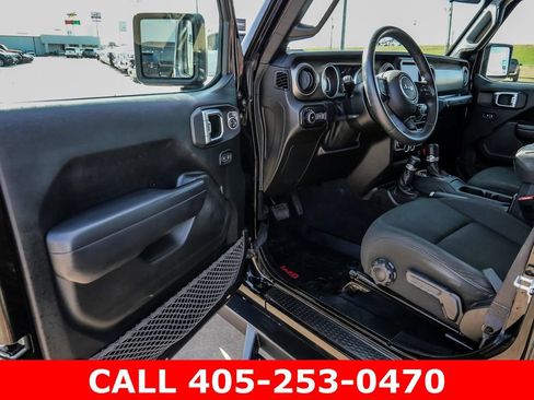 Used 2018 Jeep Wrangler Unlimited Sport S AWD/4WD image 27