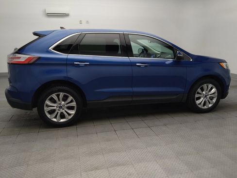 Used 2022 Ford Edge Titanium w/ Equipment Group 301A AWD/4WD image 10