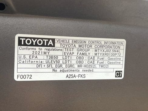 Used 2021 Toyota RAV4 LE w/ Carpet Mat Package (TMS) AWD/4WD image 31