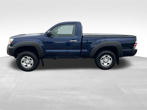Used 2012 Toyota Tacoma 4x4 Regular Cab image 2