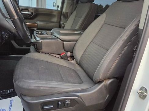 Used 2023 Chevrolet Silverado 2500 LT w/ Convenience Package image 12