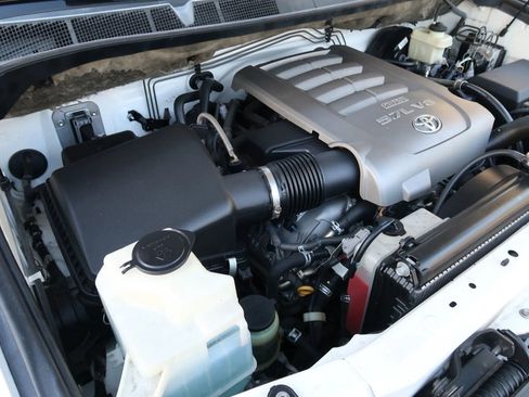 Used 2008 Toyota Tundra 2WD CrewMax image 29