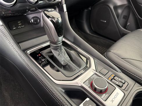 Used 2022 Subaru Forester Touring image 33