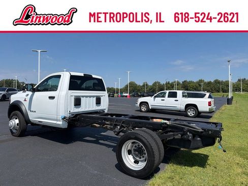 Used 2022 RAM 4500 Tradesman AWD/4WD image 4